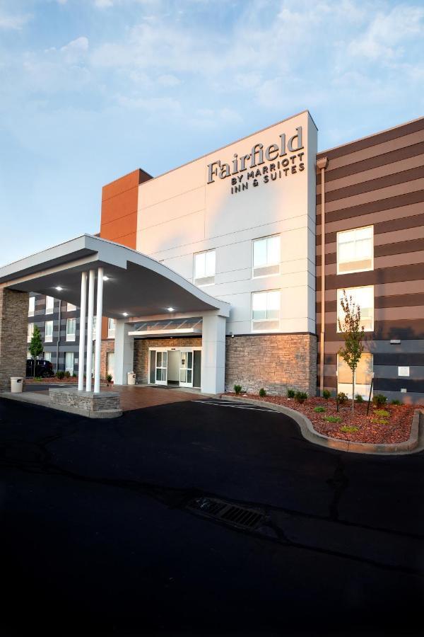 Fairfield By Marriott Inn & Suites Louisville Airport Екстериор снимка